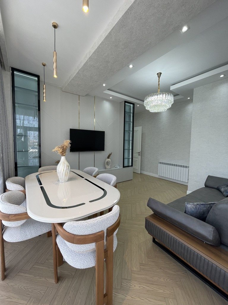 Satılır 3 otaqlı yeni tikili, 90 m², 28 May m.-1