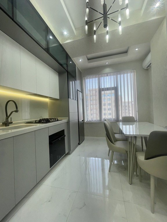 Satılır 3 otaqlı yeni tikili, 90 m², 28 May m.-8