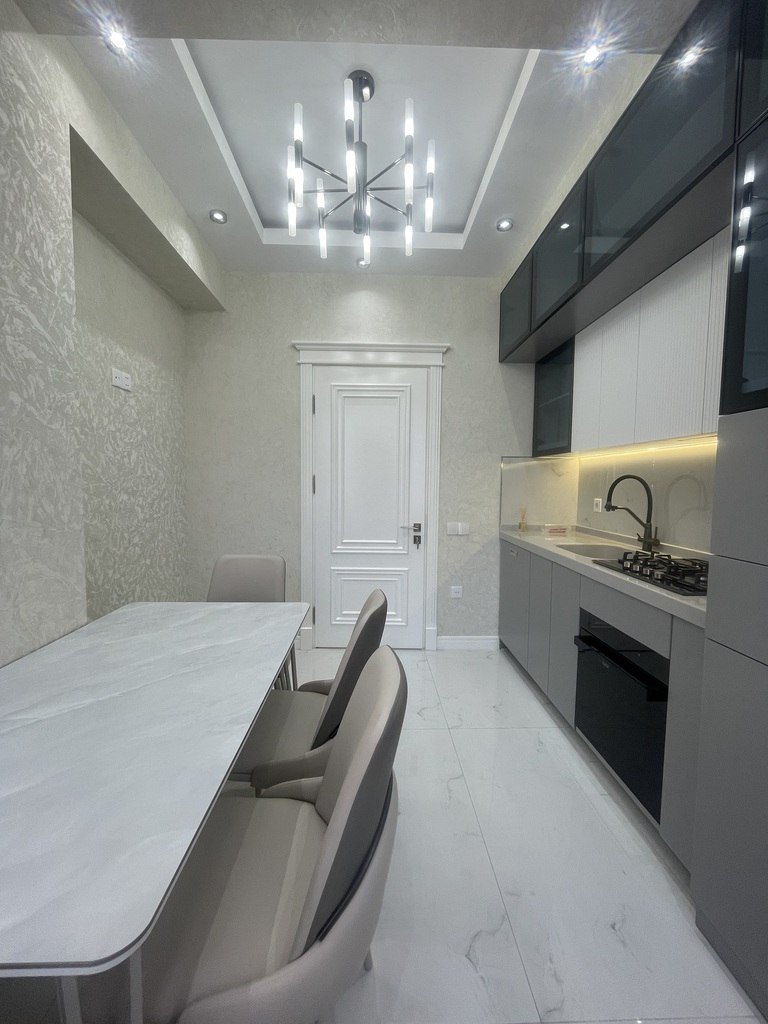 Satılır 3 otaqlı yeni tikili, 90 m², 28 May m.-9