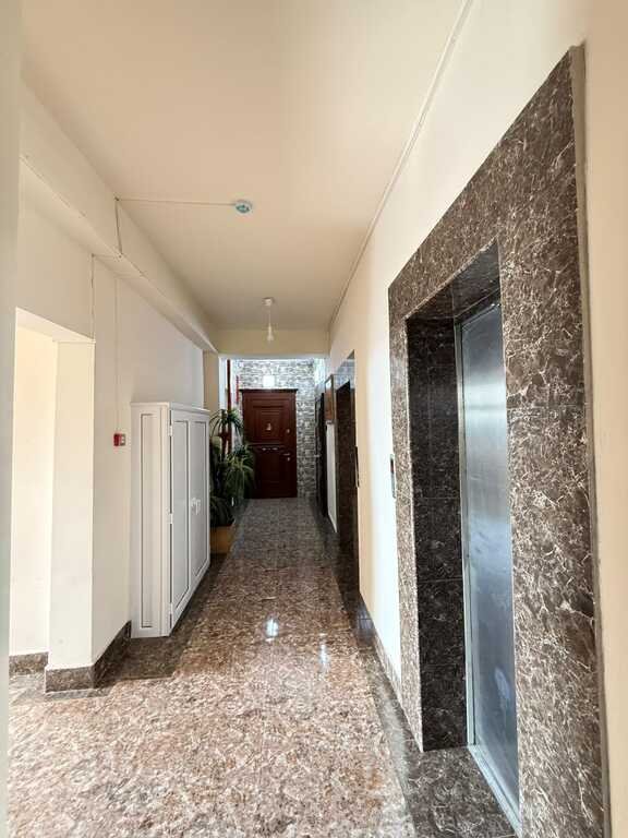 Satılır 3 otaqlı yeni tikili, 124 m², İnşaatçılar m.-8