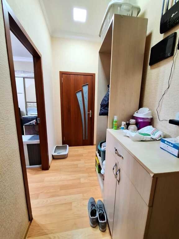 Satılır 3 otaqlı köhnə tikili, 65 m², Qara Qarayev m.-7