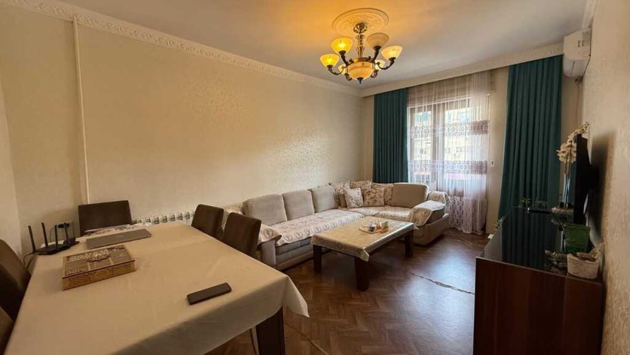 Satılır 5 otaqlı köhnə tikili, 130 m², Suraxanı-1