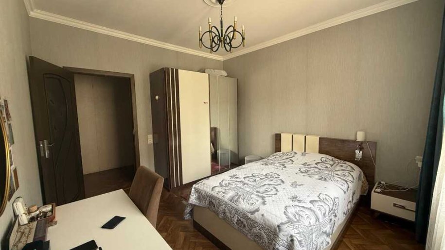 Satılır 5 otaqlı köhnə tikili, 130 m², Suraxanı-2