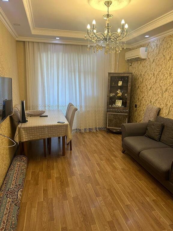 Satılır 3 otaqlı köhnə tikili, 60 m², Əhmədli m.-1