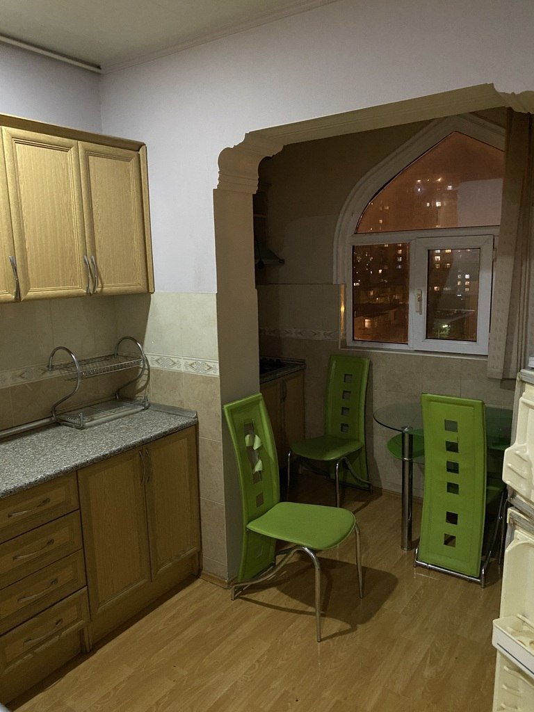 Kirayə verilir 2 otaqlı köhnə tikili, 75 m², Memar Əcəmi m.-3