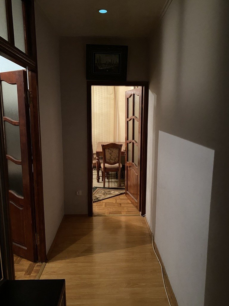 Kirayə verilir 2 otaqlı köhnə tikili, 75 m², Memar Əcəmi m.-8