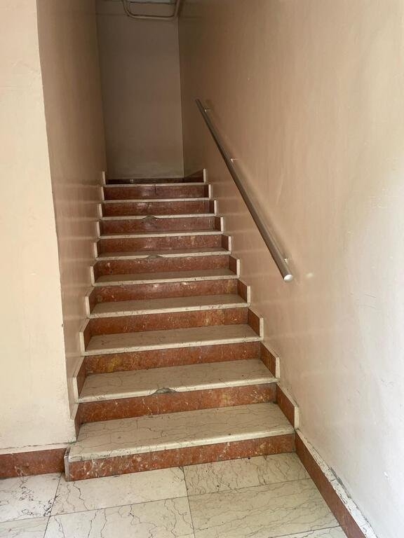 Satılır 4 otaqlı köhnə tikili, 150 m², Elmlər Akademiyası m.-3
