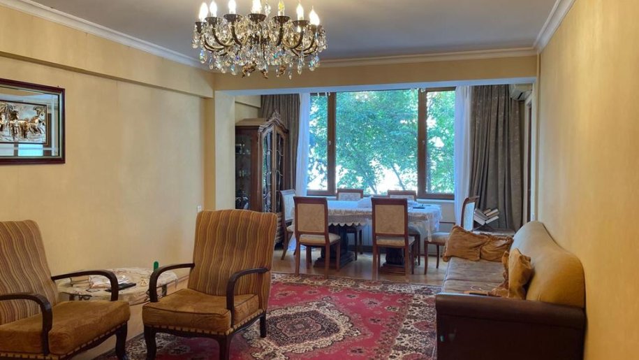 Satılır 4 otaqlı köhnə tikili, 150 m², Elmlər Akademiyası m.-5