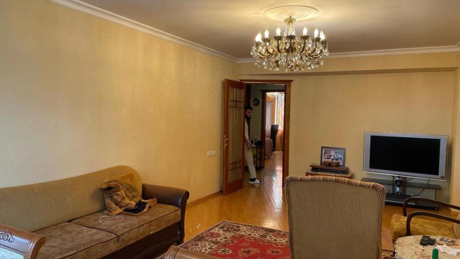Satılır 4 otaqlı köhnə tikili, 150 m², Elmlər Akademiyası m.-7