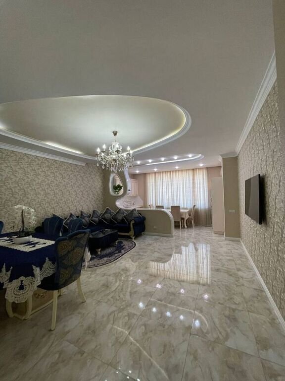 Kirayə verilir 3 otaqlı yeni tikili, 94 m², Sahil m.-2