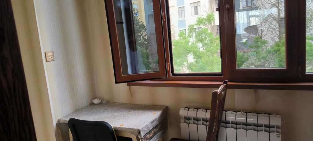 Kirayə verilir 3 otaqlı köhnə tikili, 75 m², Memar Əcəmi m.-8