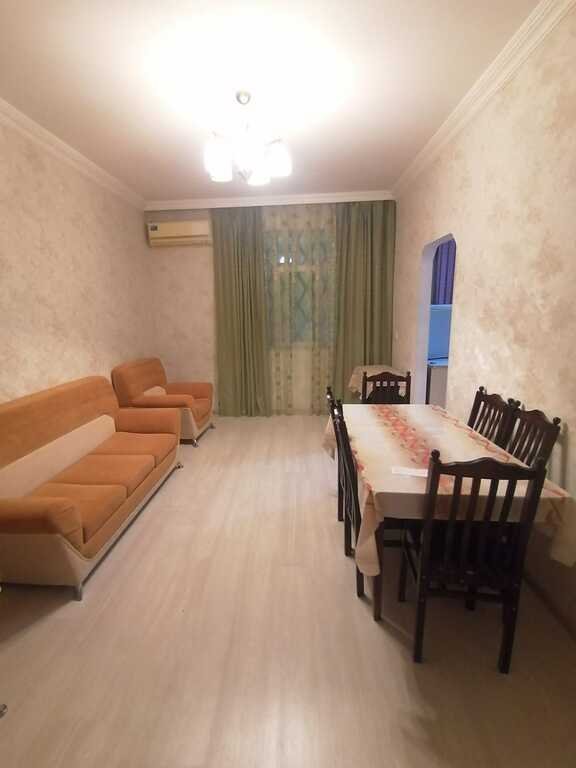 Kirayə verilir 2 otaqlı köhnə tikili, 60 m², Memar Əcəmi m.-1