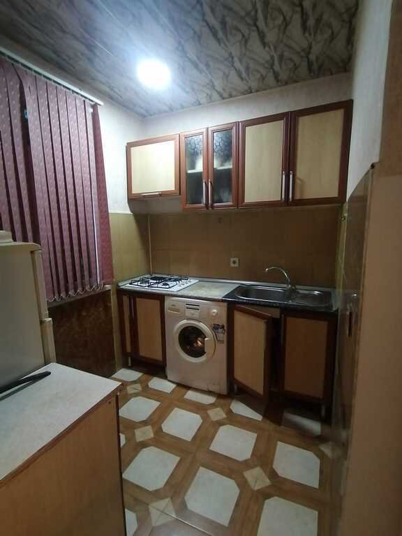 Kirayə verilir 2 otaqlı köhnə tikili, 60 m², Memar Əcəmi m.-6