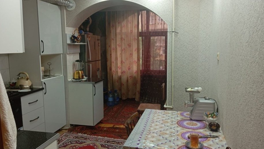 Satılır 4 otaqlı köhnə tikili, 100 m², Əhmədli-4