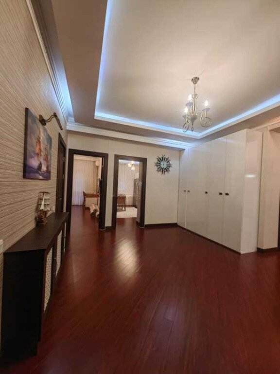 Satılır 3 otaqlı yeni tikili, 140 m², Gənclik m.-10