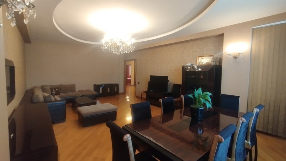 Satılır 4 otaqlı yeni tikili, 170 m², Kubinka-3