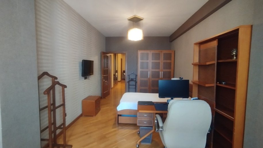 Satılır 4 otaqlı yeni tikili, 170 m², Kubinka-11