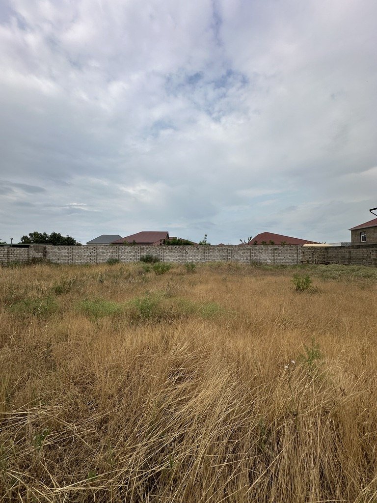14 sot torpaq satılır, Xəzər-1