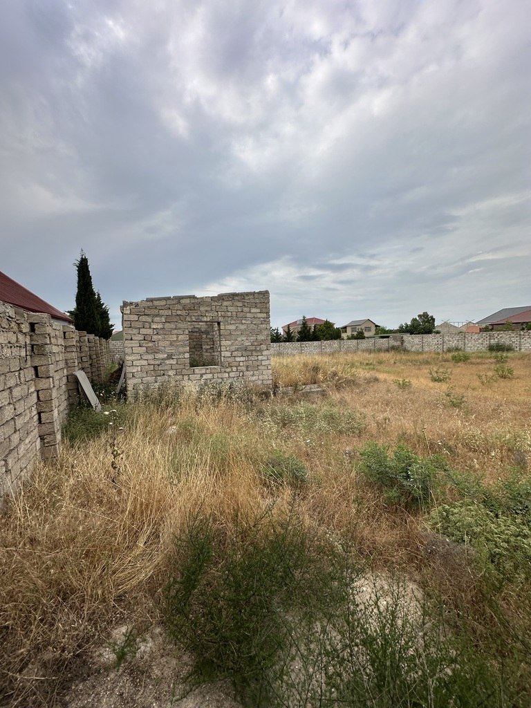 14 sot torpaq satılır, Xəzər-11