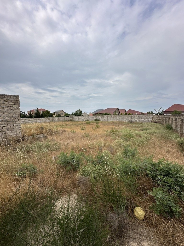 14 sot torpaq satılır, Xəzər-12