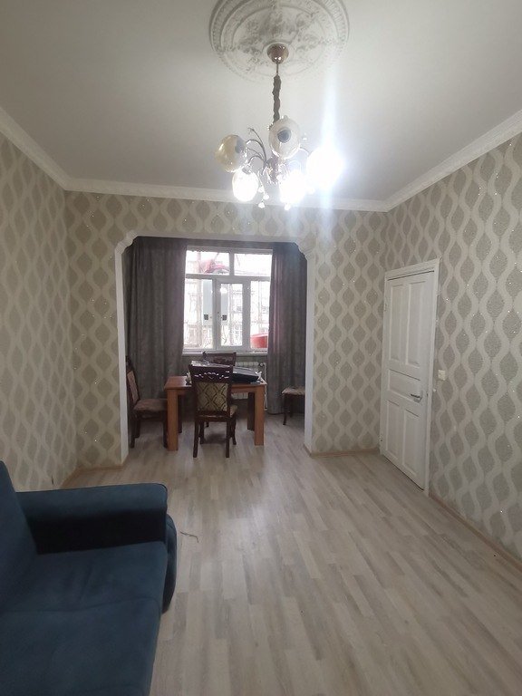 Kirayə verilir 2 otaqlı köhnə tikili, 50 m², Memar Əcəmi m.-3