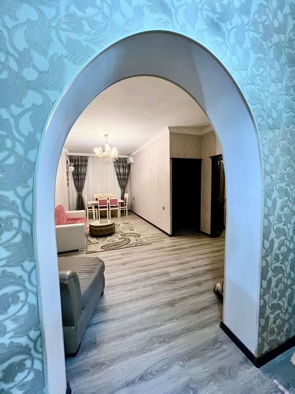 Kirayə verilir 3 otaqlı yeni tikili, 125 m², İnşaatçılar m.-21