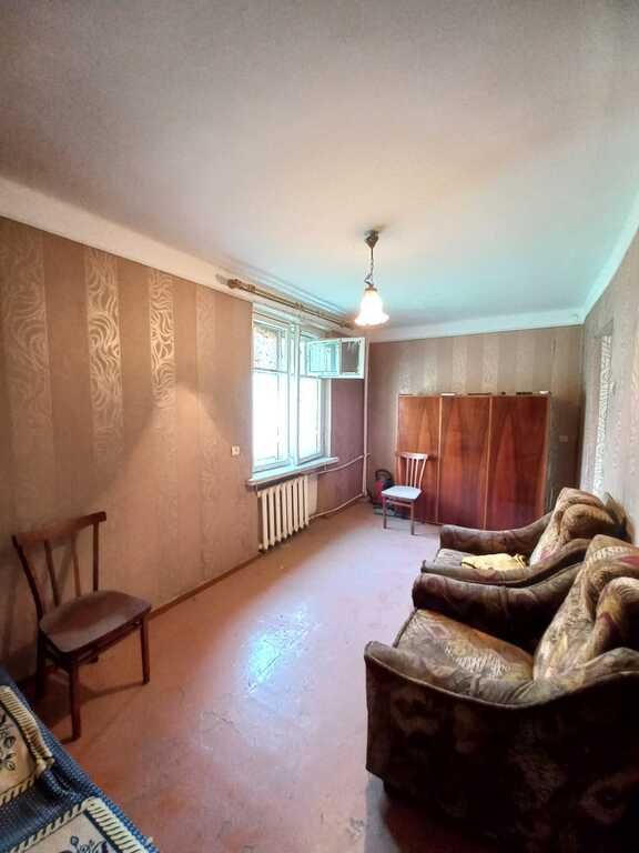 Satılır 2 otaqlı köhnə tikili, 50 m², Elmlər Akademiyası m.-9