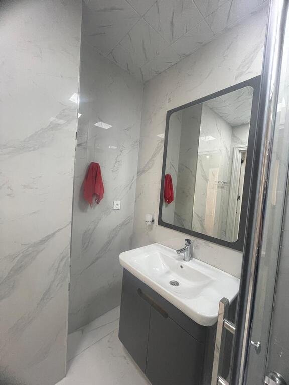 Kirayə verilir 2 otaqlı yeni tikili, 70 m², Memar Əcəmi m.-9