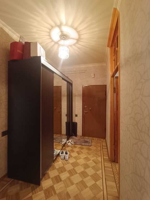 Satılır 3 otaqlı köhnə tikili, 85 m², 8-ci mikrorayon-10