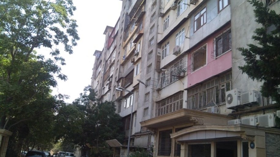 Satılır 3 otaqlı köhnə tikili, 85 m², Azadlıq Prospekti m.-1