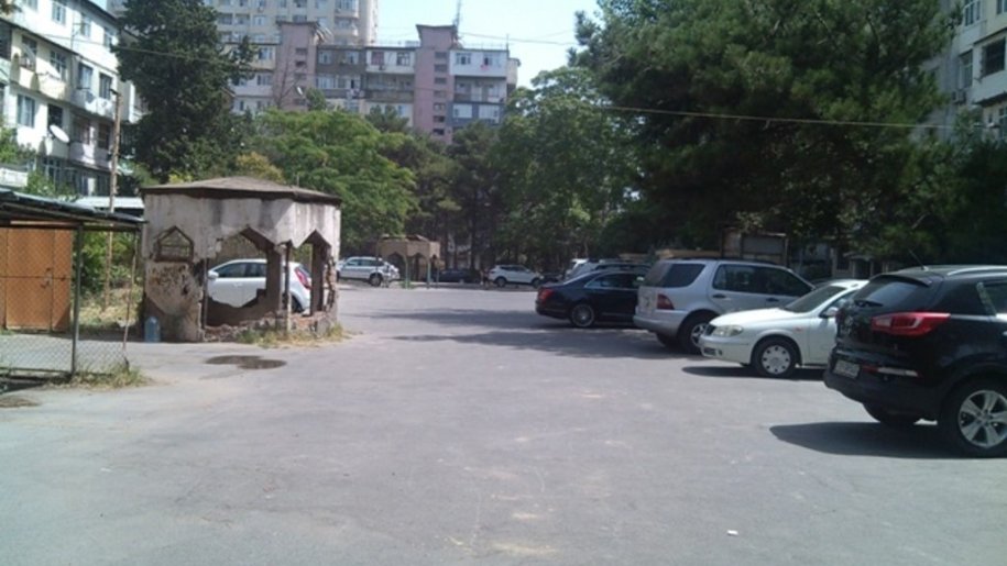 Satılır 3 otaqlı köhnə tikili, 85 m², Azadlıq Prospekti m.-3