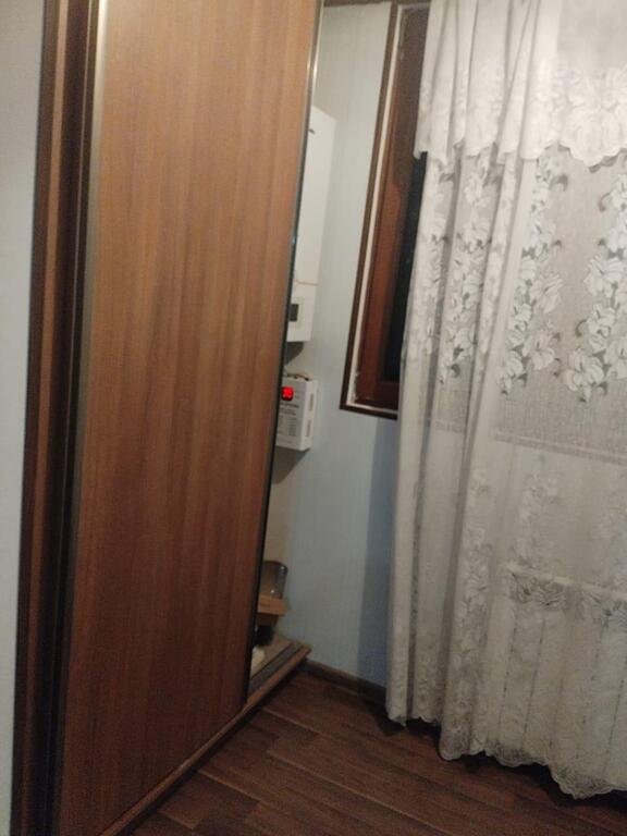 Kirayə verilir 1 otaqlı köhnə tikili, 40 m², Qara Qarayev m.-4