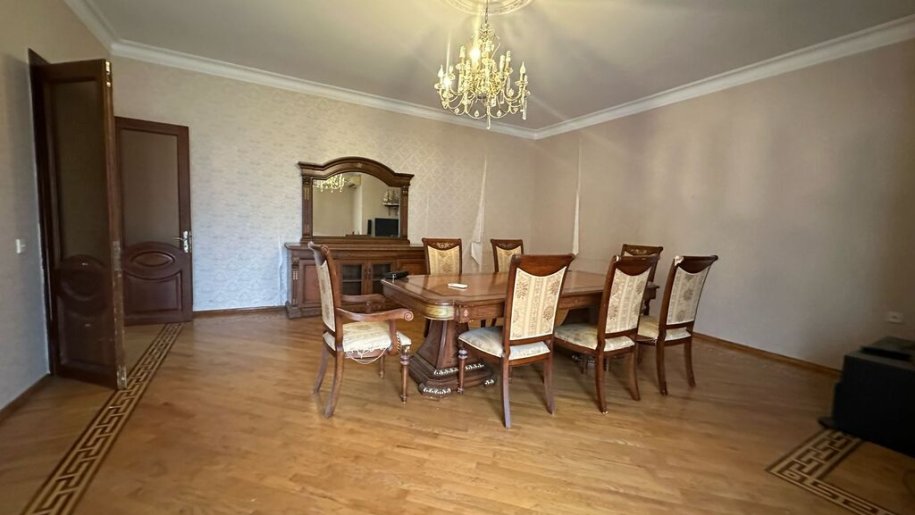 Satılır 4 otaqlı yeni tikili, 150 m², Nərimanov-1