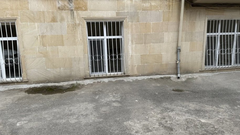 55 m<sup>2</sup> ofis icarəyə verilir, 28 May m.-2