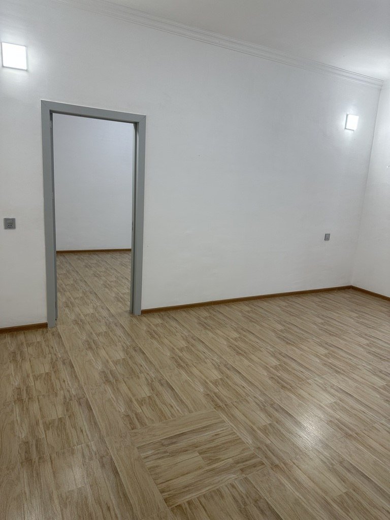 55 m<sup>2</sup> ofis icarəyə verilir, 28 May m.-10
