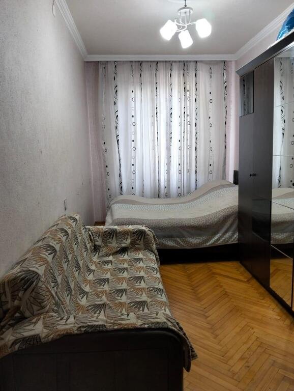 Satılır 2 otaqlı köhnə tikili, 58 m², Memar Əcəmi m.-4