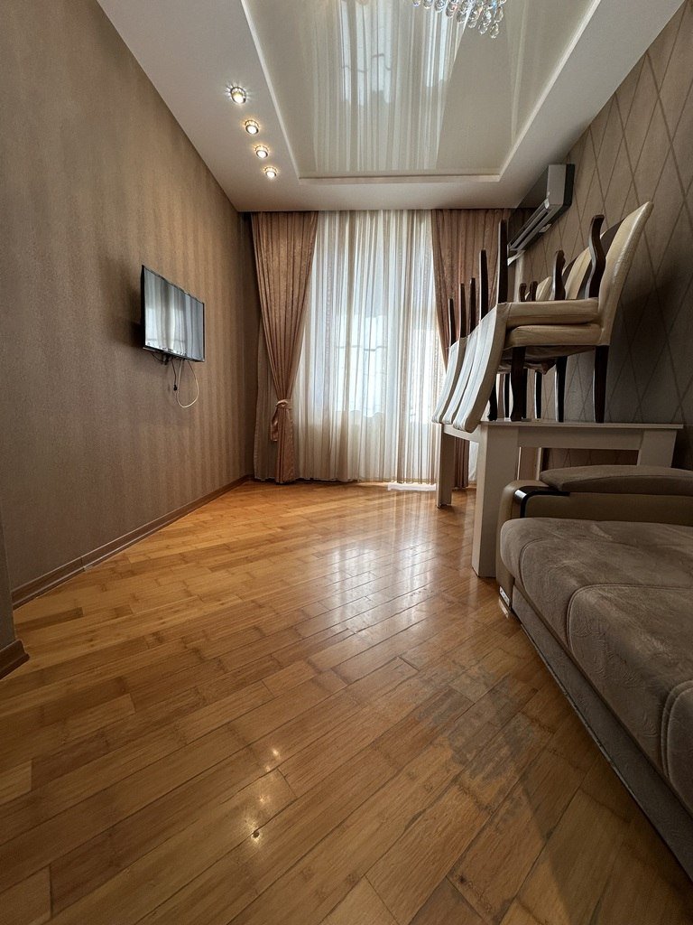 Kirayə verilir 2 otaqlı yeni tikili, 60 m², Memar Əcəmi m.-1
