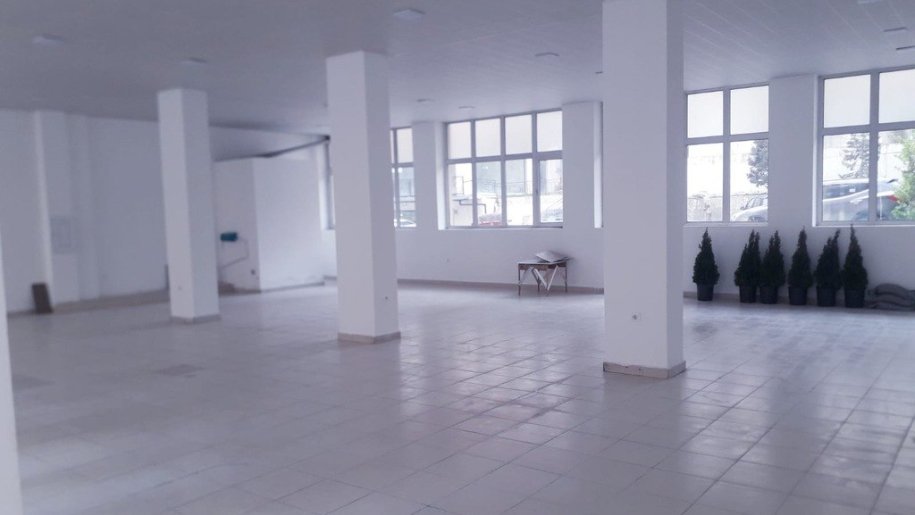 186 kv.m. obyekt icarəyə verilir, İnşaatçılar m.-4
