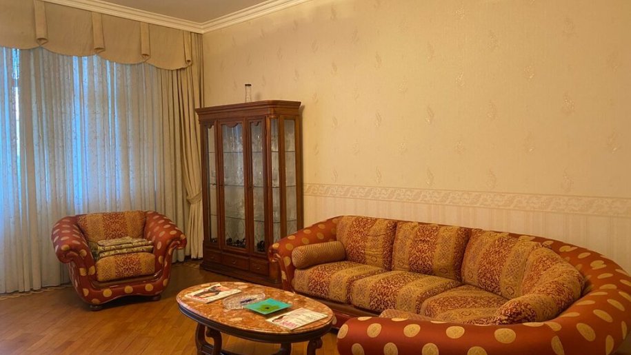 Satılır 3 otaqlı yeni tikili, 254 m², 28 May m.-1