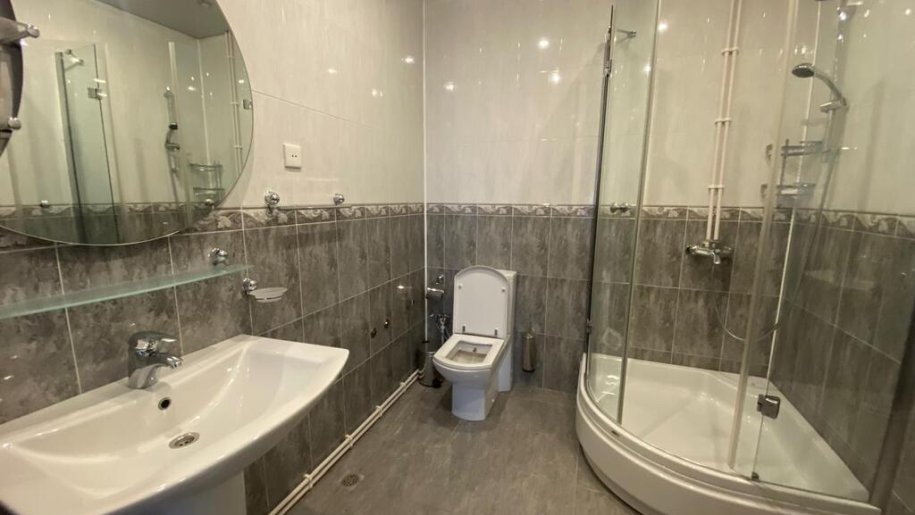 Satılır 3 otaqlı yeni tikili, 254 m², 28 May m.-11
