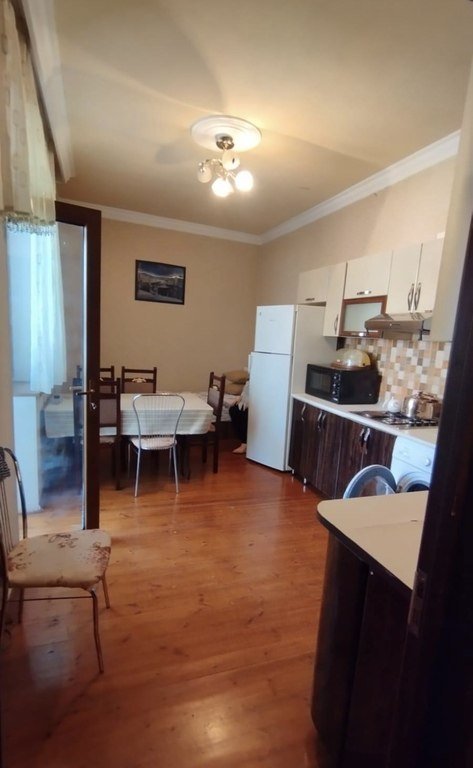 Kirayə verilir 2 otaqlı yeni tikili, 90 m², 8 noyabr-5