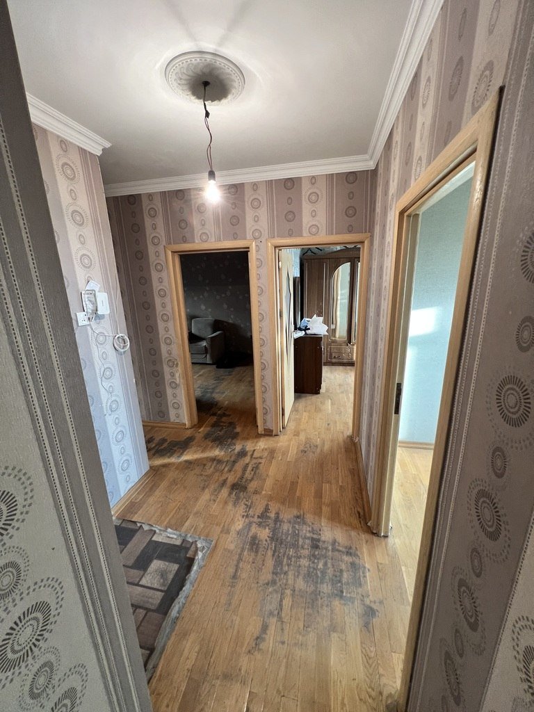 Satılır 4 otaqlı köhnə tikili, 100 m², Əhmədli m.-14