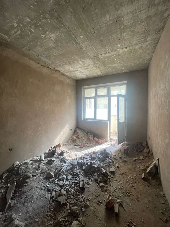 Satılır 3 otaqlı yeni tikili, 125 m², İnşaatçılar m.-11