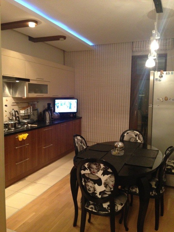 Satılır 3 otaqlı yeni tikili, 147 m², 28 May m.-18