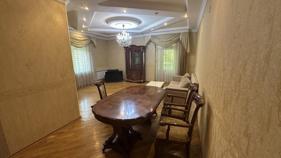 Kirayə verilir 4 otaqlı köhnə tikili, 140 m², Sumqayıt-3