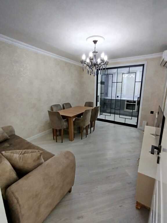 Satılır 3 otaqlı köhnə tikili, 67 m², Gənclik m.-13