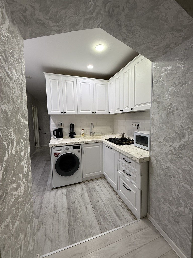 Satılır 3 otaqlı köhnə tikili, 78 m², Əmircan-10