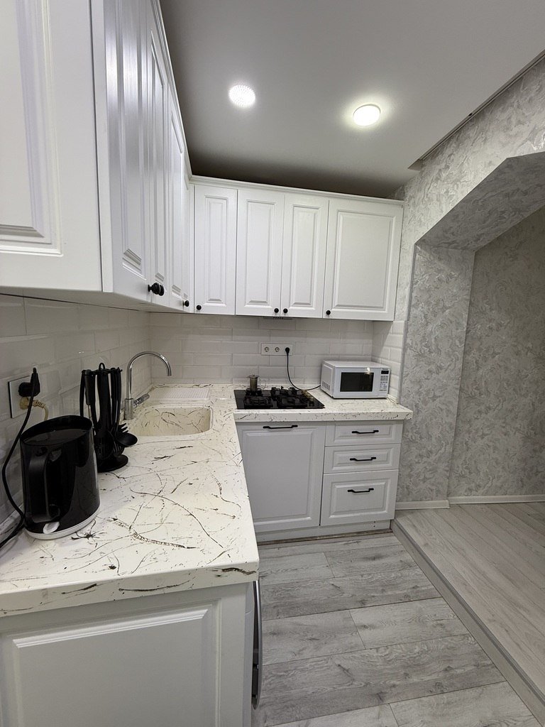 Satılır 3 otaqlı köhnə tikili, 78 m², Əmircan-11