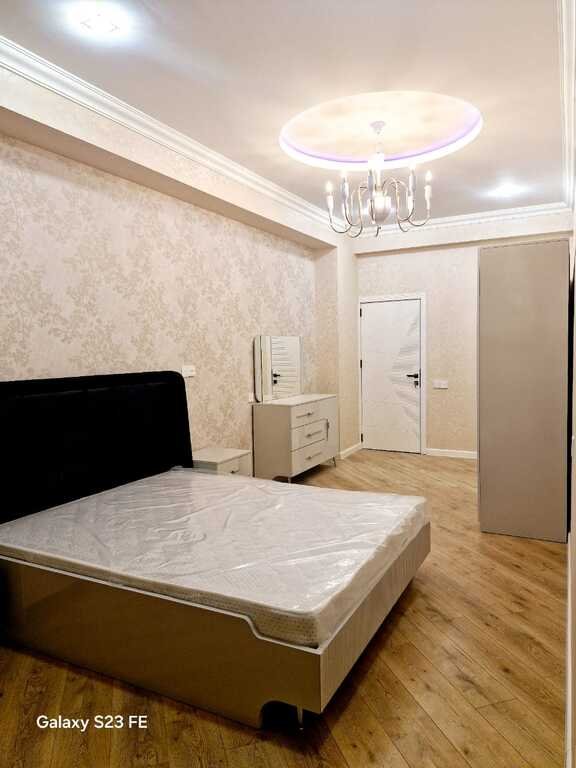 Satılır 3 otaqlı yeni tikili, 100 m², İnşaatçılar m.-7