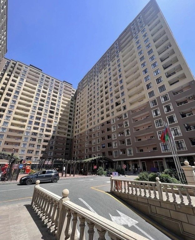 Satılır 3 otaqlı yeni tikili, 100 m², İnşaatçılar m.-22